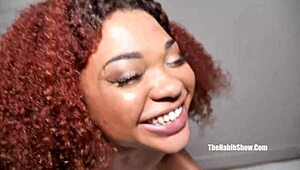 Puta que pariu, Yuri Dreamz, essa asiática e preta de cuzão, baba no pauzão preto do John Long!