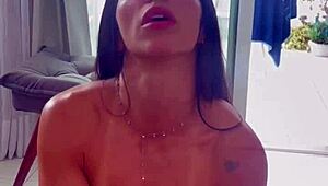 A Carne É Fraca: Dancing for Him Before Wild Action