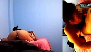 le digo a la cachonda que no haga ruido y ella me da el culo