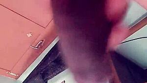 hey ladies, want a wild 3some or crazy banging with kerala playboy?