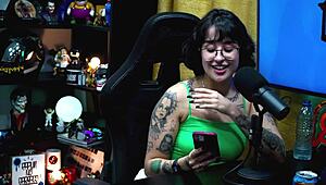 Martina Oliveira Gets Horny Watching Ruan's Big Cock in Public Interview.