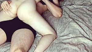 Hej styvsyster vill du rida min feta kuk ikväll?