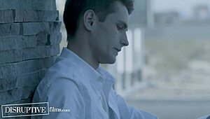 na, dilemmás keresztény twink, készen állsz első meleg baszásra Trevor Harrisszal és Pierce Parisszal?