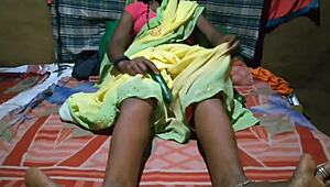 Bhabhi stuffs her tight chut with wild sex in Hindi dub