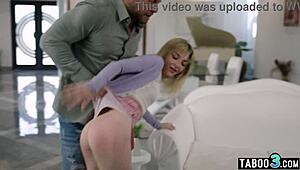 Besni pastorkar podučava petitu 18+ plavušu teen 18+ Demi Hawks u hardcore lekciji.