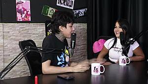 She tries casual sex for the first time with swingers