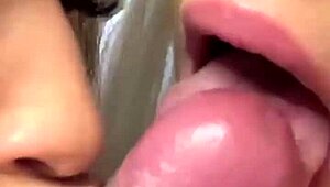 Τρίο Διασκέδαση Μοιραζόμενη τον Άντρα της Φίλης σε Άγρια Δράση. Πλήρες Χάος!