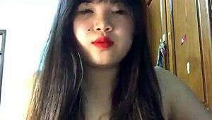 gái chơi bigo hở háng trong buổi livestream