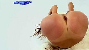 Tight Marusya Mechta Performs Naked Gymnastics with Stunning Moves