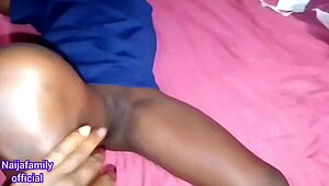 Morning homemade sex with ebony babe