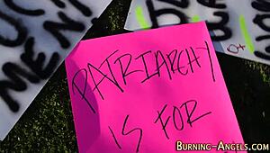 Tattooed emo girl masturbates and gets a hardcore facial from punk guy 😈