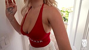 skye blue pov, forgot the food but brought huge tits, huh?