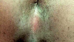 i watchs a gay screaming twink in action