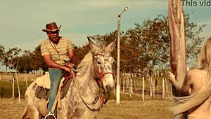 A Bandida Do Privacy Ficou Toda Molhada Fodendo De Quatro Com O Nego Catra