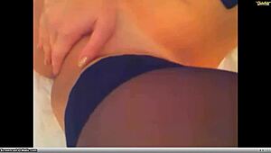 Я чатюсь с Никкикс на вебкамере, это так весело