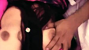 mexican girl offers herself