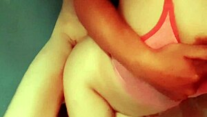 真实爆乳拉丁继母勾搭邻居彻夜狂干