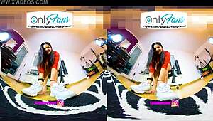 Vr 3d foot girl crushes nylons in high heels!