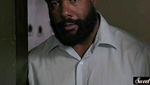 मैं एक रंडी सौतेली बेटी हूं जो वाइल्ड फैंटेसी में चोदी जा रही हूं और क्रीम्ड हो रही हूं