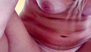 blonde milf alineflavio in steamy couple action update 😘