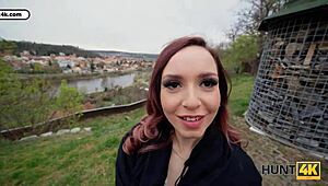 En historie om fatal feil med en gravid babe i strømper som blir sett