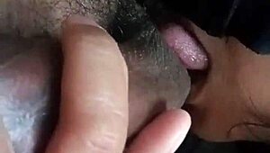 Sexo rápido com minha vizinha e paro de gozar dentro dela?