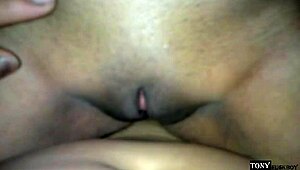 Aoleu! Îi bagă adânc în cur ca răzbunare pe fost