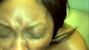 Молодая 18+ берет ббк вибратор и кончает в рот ч.3