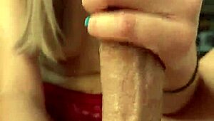 My Girlfriend Jerked Me Off in Close-Up Action