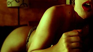 mamada salivada by luzyann in a hot live amateur tv show