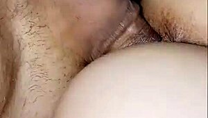 La Hermanita De Mi Mejor Amigo Monta Con Una Profesional Y Come Semen