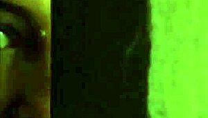 소피의 여왕님에 대한 순종, 감각적인 레즈 사랑