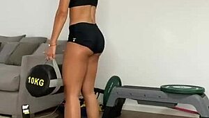 Hey, have you seen Sol Pérez's cameltoe yet?