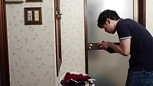 I, uh, watched friend's mom give blowjob n' handjob, so wild!