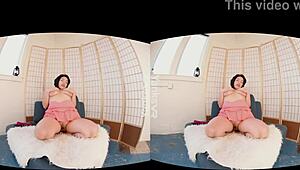 Amateur Hope Gold Cums In Virtual Reality