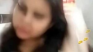 Oh wow, Sona Bhabhi’s nipple show on Bigo Live is unreal! Don’t miss those huge tips!