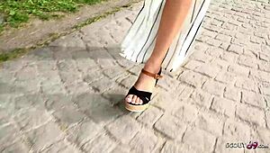 Scoutul german găsește drăguța latină de 18+ Sarah pentru futut orgasmic de casting pickup