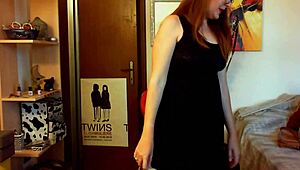 Olasz Úrnőm Sár Lábakkal Zúzza Szét az Arcod