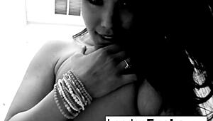 Is London Keyes ready for intense fingering?