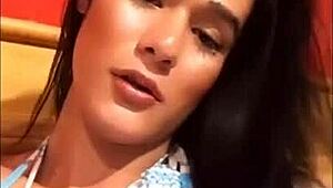 Szikár fiatal 18+ transzneműek: buli móka vagy munkás baszás?