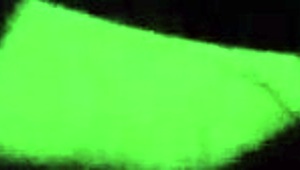 I denne historien tar den slampete horefitta villig den kukken