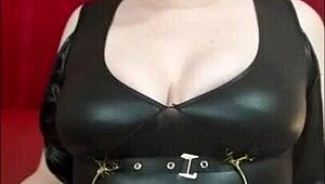 Hey, come worship my feet in this hot sexting compilation!