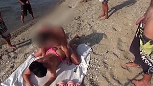 Купон на плажа с изпразване - Гъзът ми чака всички!