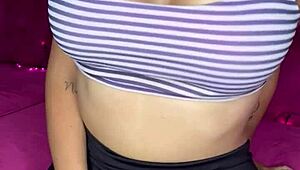 i masturbate thinkin bout my yoga teacher... so hot!