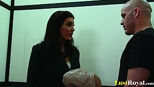 Tattooed Stud Makes Raylene Cum Hard Every Time 😍