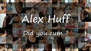 شخصياً بنيكك بقوة بزبي الكبير على الطاولة دي