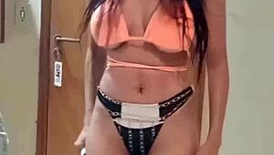 Ilukaah Produções morena loves sucking my cock with pure charisma.