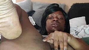 i-i seduce u with strip tease, ripping clothes before squirting wet.