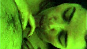 Esta rica peli roja blanca loves hard anal action, wanna watch? 😈