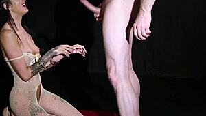 Nasty Stunner Gets Sperm Shot On Her Face Sucking All The Jizz In Blowbang Pov Facial Bukkake